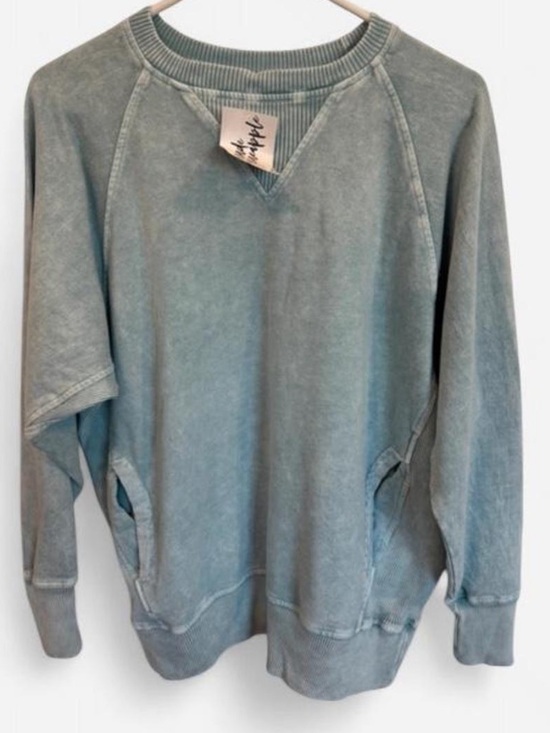 Zenana Outfitters Tops - Zenana Outfitters Mineral Washed  Crewneck Pullover